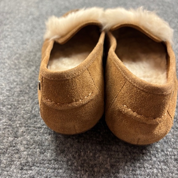 UGG Women’s Kaley Wisp Loafer Chestnut size: 7 - Picture 12 of 12